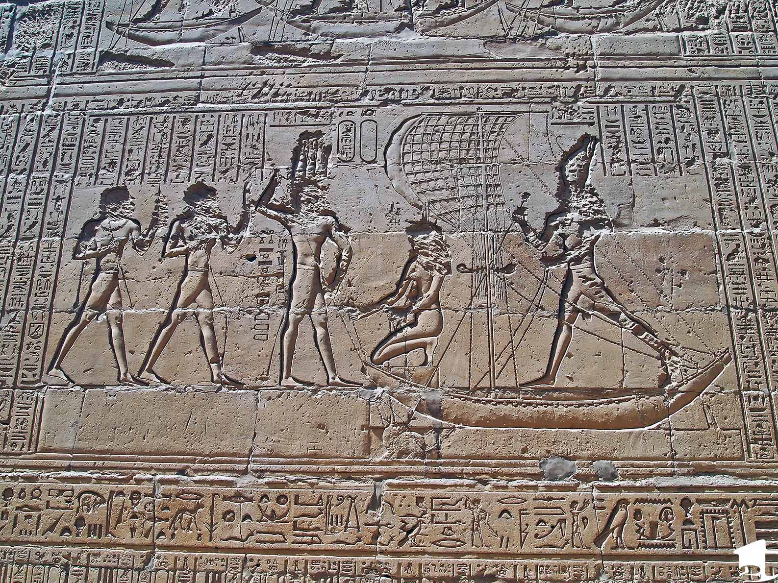 Depiction of a saga at Edfu